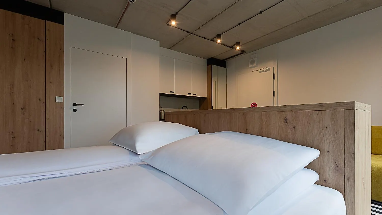 아파트 Vacationclub - Green Port Resort Apartament 405 코워브제크